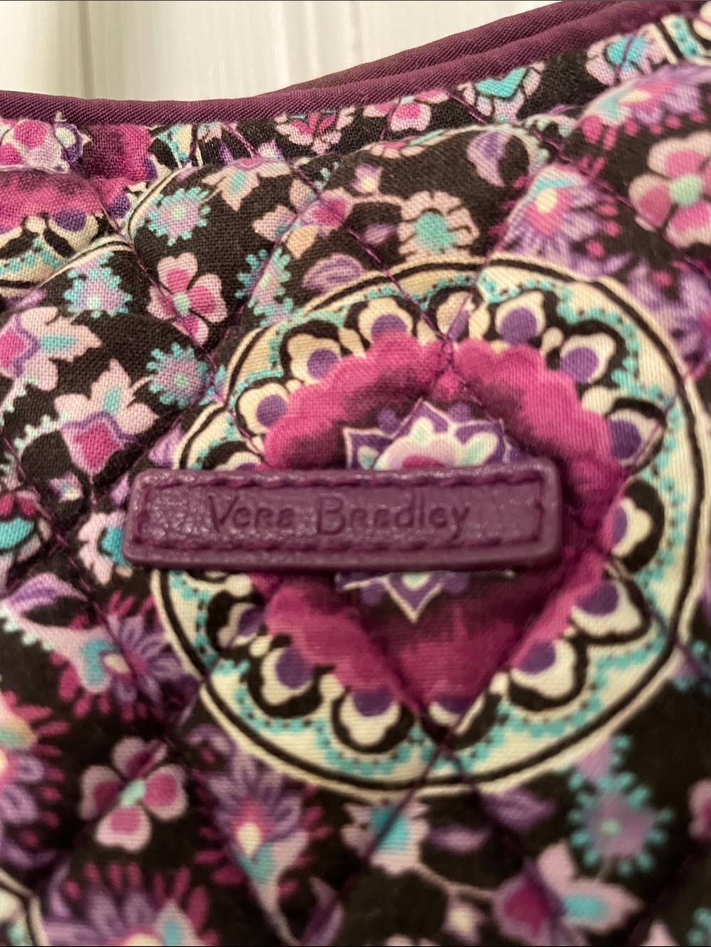 Vera Bradley LILAC MEDALLION Quilted Tote or Travel Bag In PRISTINE Condition - Picture 4 of 14